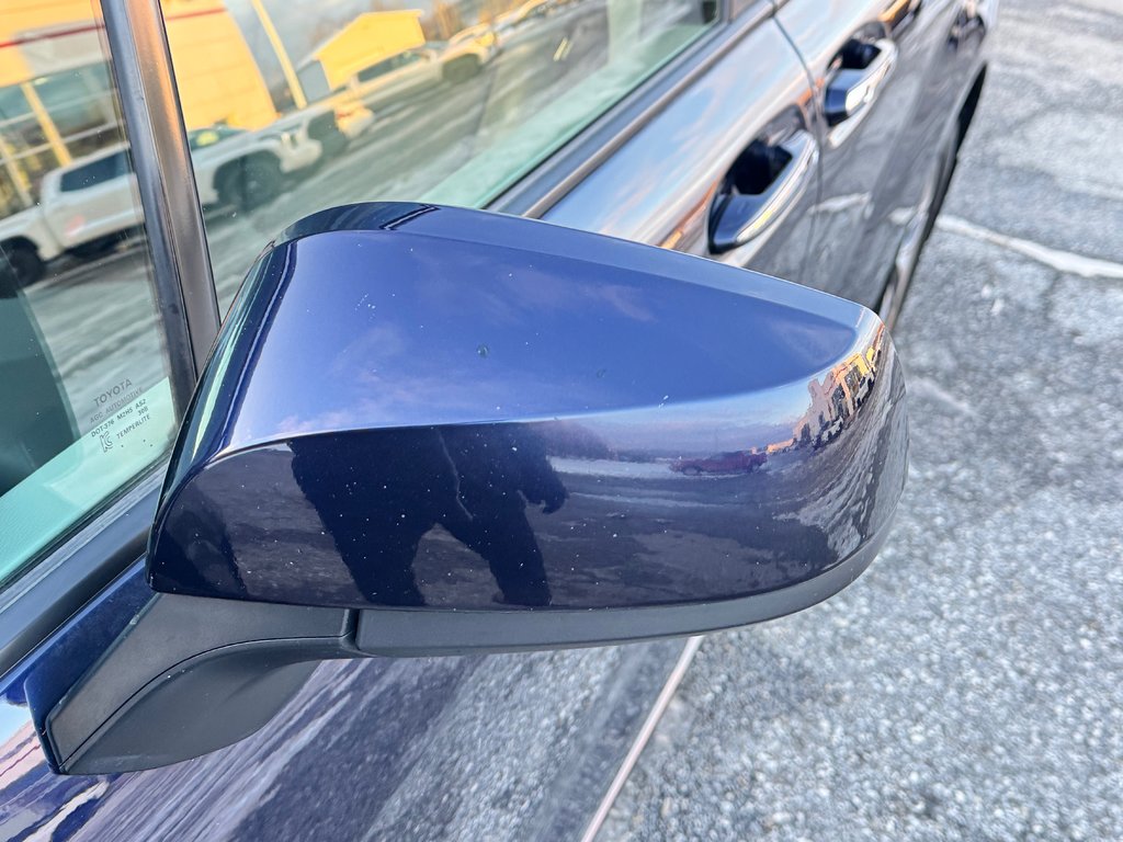 Toyota Sienna XLE AWD / HYBRIDE / AUBAINE A SAISIR !! / 2021 à Thetford Mines, Québec - 17 - w1024h768px