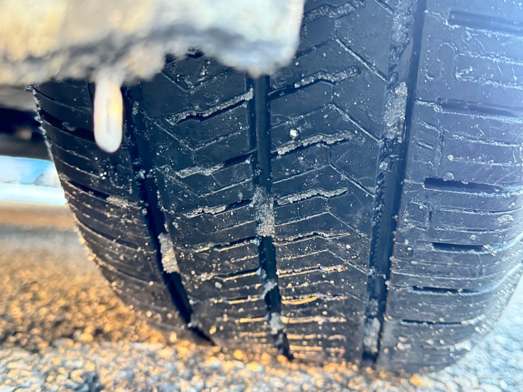 Toyota Sienna XLE AWD / HYBRIDE / AUBAINE A SAISIR !! / 2021 à Thetford Mines, Québec - 16 - w1024h768px