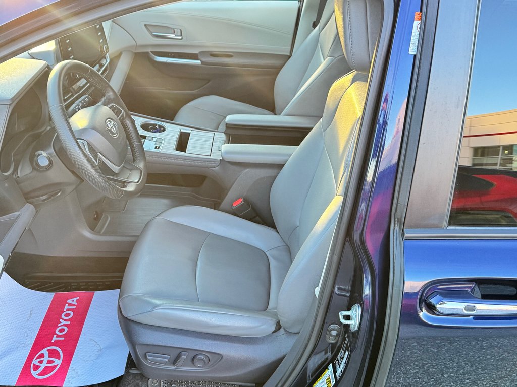 Toyota Sienna XLE AWD / HYBRIDE / AUBAINE A SAISIR !! / 2021 à Thetford Mines, Québec - 29 - w1024h768px