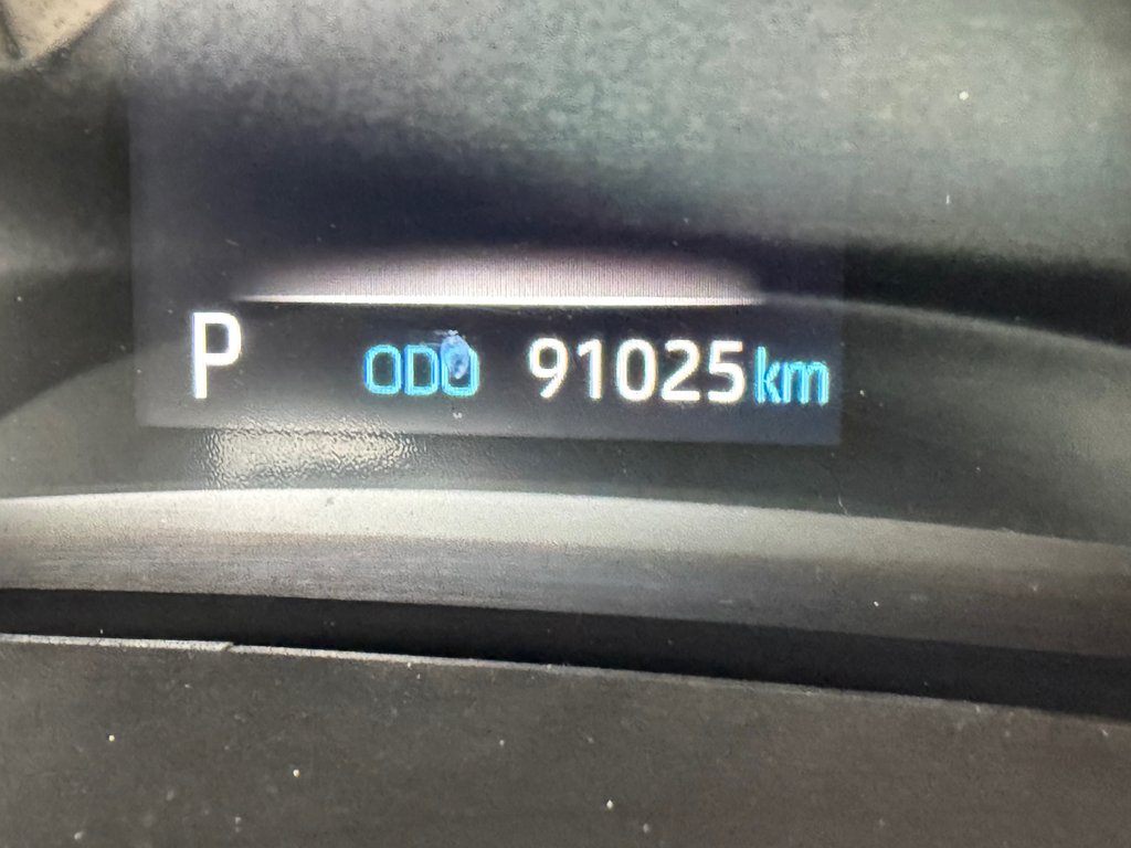 Toyota Sienna LE AWD / TRÈS RARE AWD / ULTRA ÉCONOMIQUE / 2022 à Thetford Mines, Québec - 38 - w1024h768px