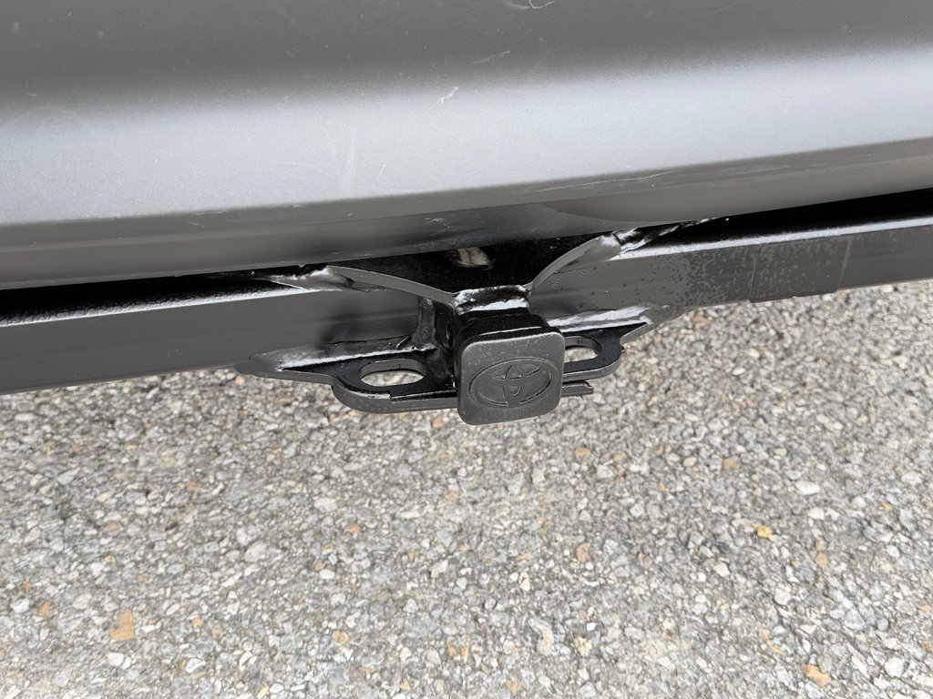 Toyota Sienna LE AWD / TRÈS RARE AWD / ULTRA ÉCONOMIQUE / 2022 à Thetford Mines, Québec - 22 - w1024h768px