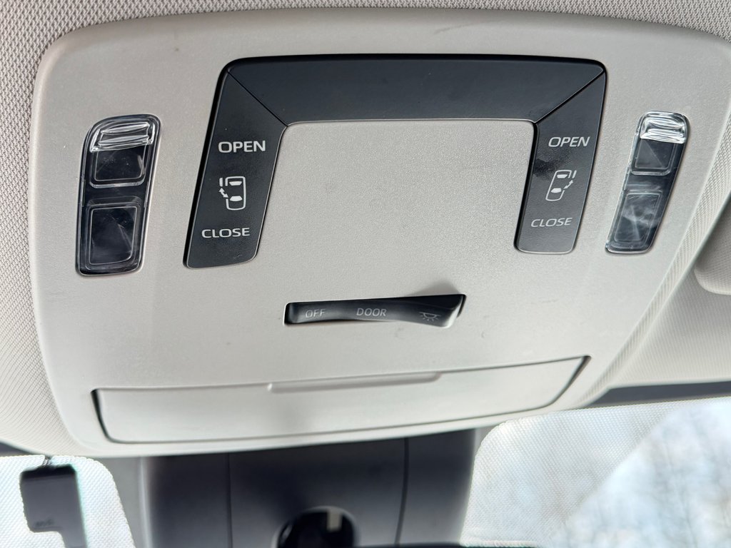 Toyota Sienna LE AWD / TRÈS RARE AWD / ULTRA ÉCONOMIQUE / 2022 à Thetford Mines, Québec - 50 - w1024h768px