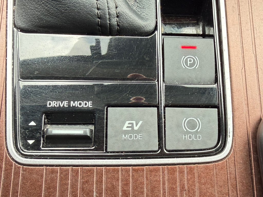 Toyota Sienna LE AWD / TRÈS RARE AWD / ULTRA ÉCONOMIQUE / 2022 à Thetford Mines, Québec - 44 - w1024h768px