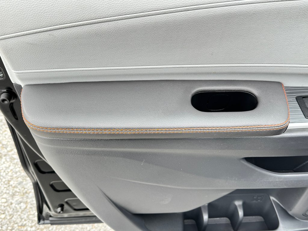 2023 Toyota Sienna XSE FWD / 47.500KM SEULEMENT / 7 PLACES / ULTRA ÉCONOMIQUE / in Thetford Mines, Quebec - 29 - w1024h768px