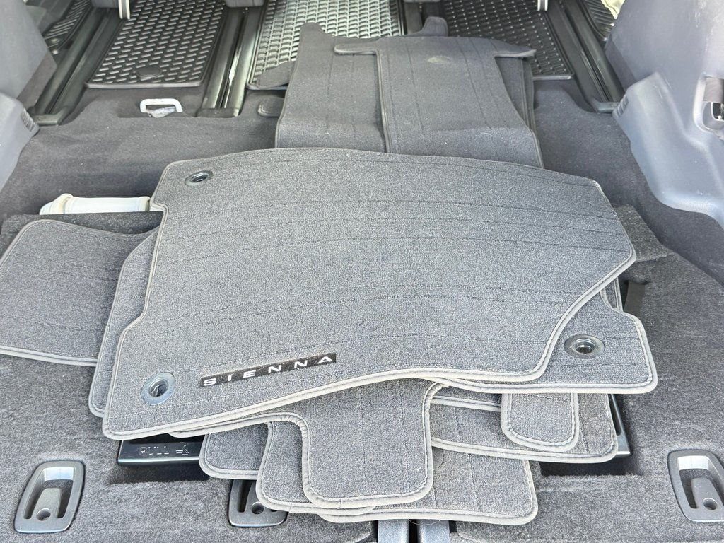 Toyota Sienna XSE AWD / COMME NEUVE !!! TRÈS ÉCONOMIQUE / 2023 à Thetford Mines, Québec - 71 - w1024h768px