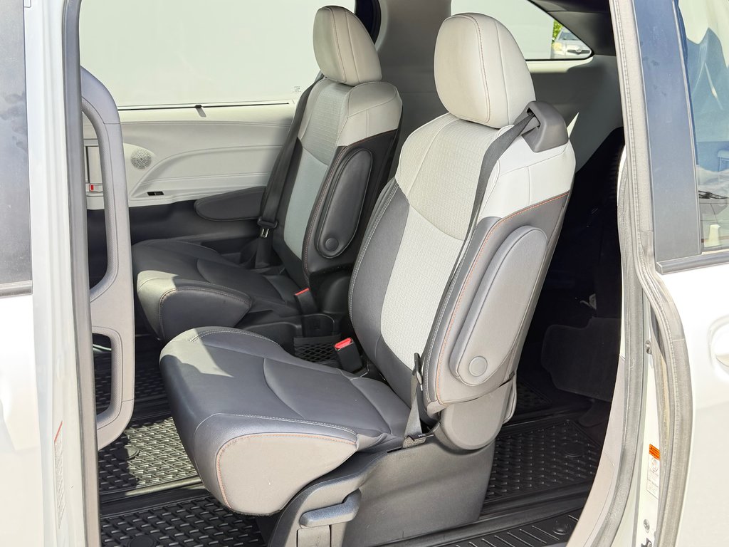 Toyota Sienna XSE AWD / COMME NEUVE !!! TRÈS ÉCONOMIQUE / 2023 à Thetford Mines, Québec - 63 - w1024h768px