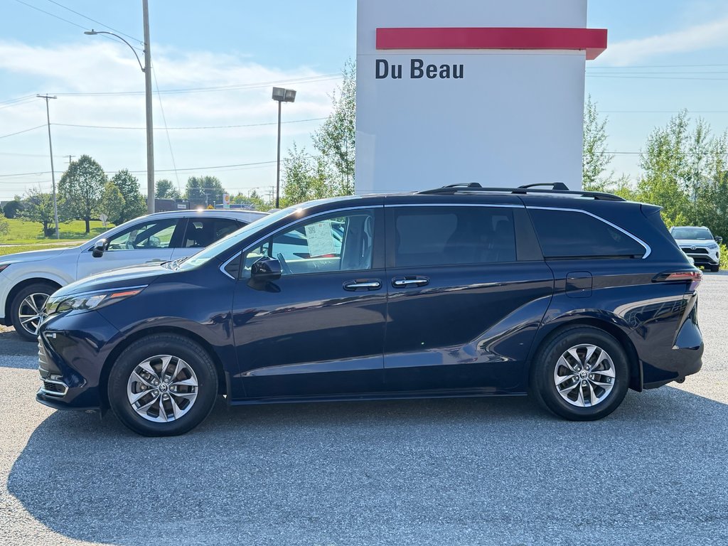 2024 Toyota Sienna XLE FWD / 8 PLACES / PEA 23-05-29=120KM / in Thetford Mines, Quebec - 8 - w1024h768px