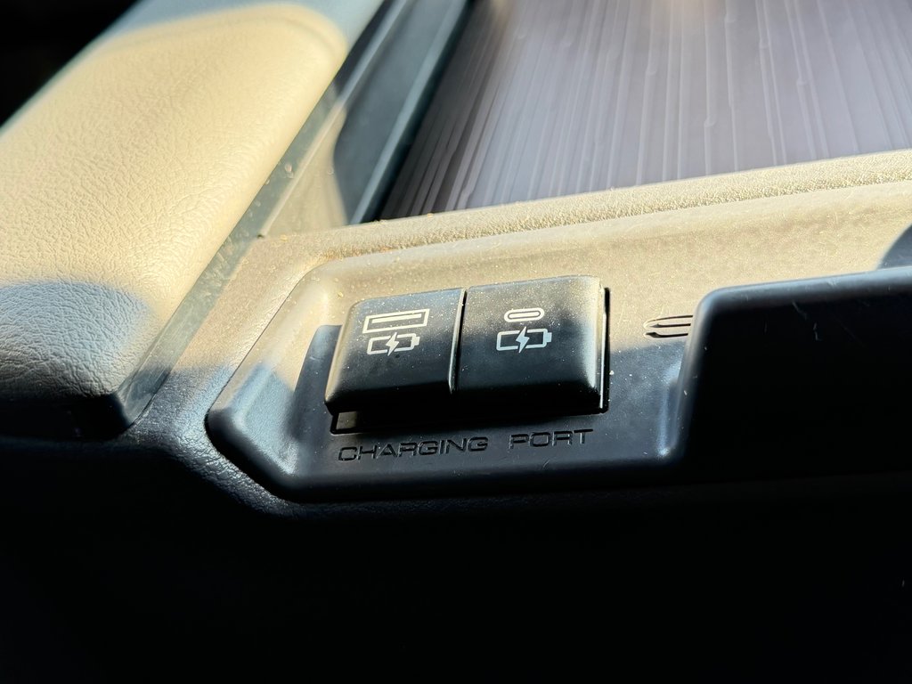 2024 Toyota Sienna XLE FWD / 8 PLACES / PEA 23-05-29=120KM / in Thetford Mines, Quebec - 58 - w1024h768px