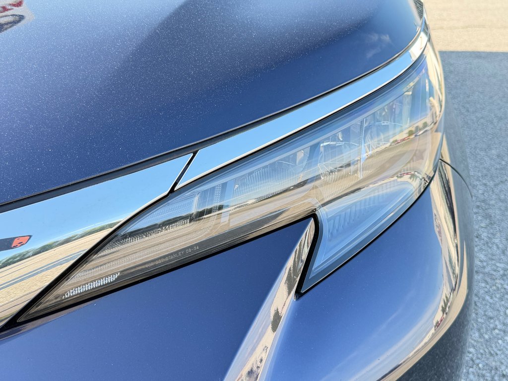 2024 Toyota Sienna XLE FWD / 8 PLACES / PEA 23-05-29=120KM / in Thetford Mines, Quebec - 10 - w1024h768px
