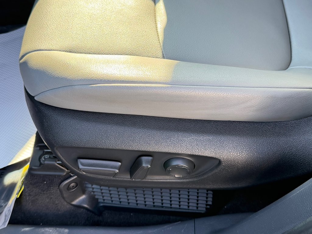 2024 Toyota Sienna XLE FWD / 8 PLACES / PEA 23-05-29=120KM / in Thetford Mines, Quebec - 32 - w1024h768px