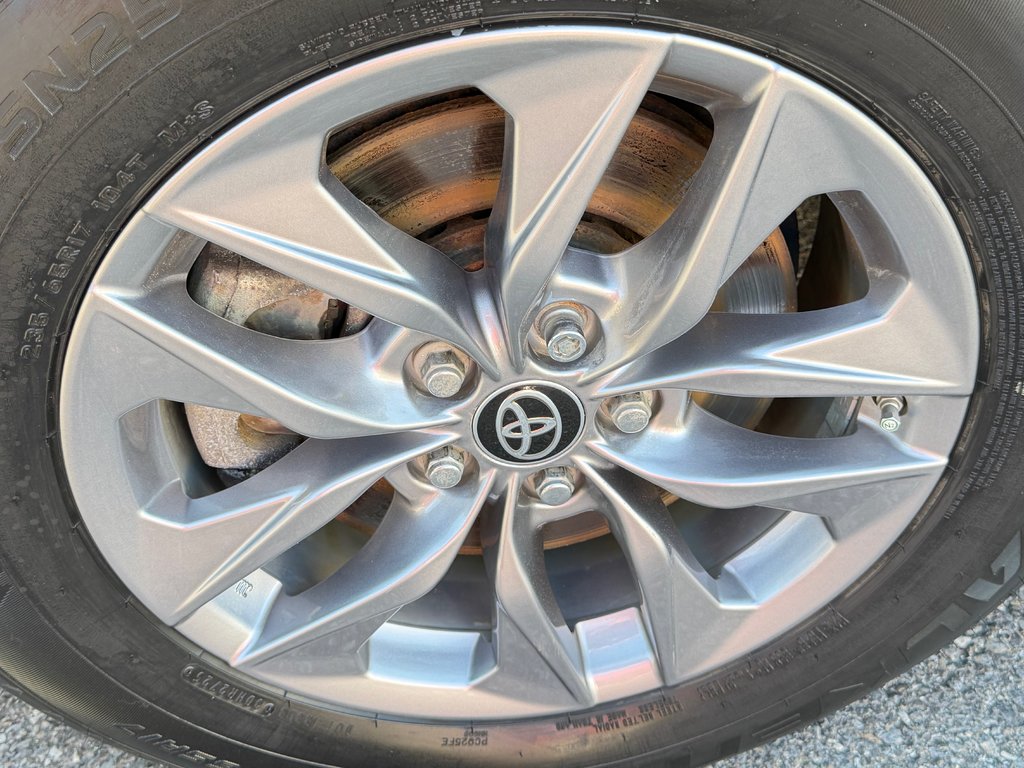 2024 Toyota Sienna XLE FWD / 8 PLACES / PEA 23-05-29=120KM / in Thetford Mines, Quebec - 14 - w1024h768px