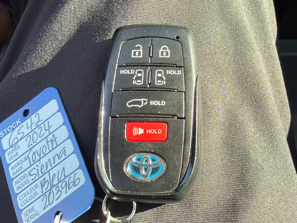2024 Toyota Sienna XLE FWD / 8 PLACES / PEA 23-05-29=120KM / in Thetford Mines, Quebec - 53 - w1024h768px