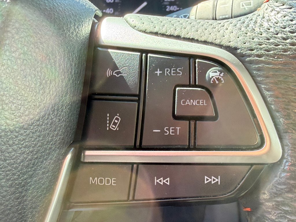 Toyota Sienna XSE AWD *TECHNO* TRÈS RARE / PAS VU L'HIVER / 2024 à Thetford Mines, Québec - 43 - w1024h768px