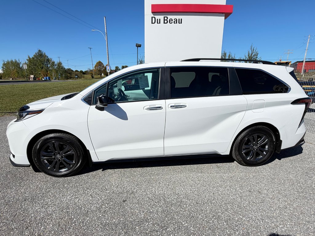Toyota Sienna XSE AWD *TECHNO* TRÈS RARE / PAS VU L'HIVER / 2024 à Thetford Mines, Québec - 8 - w1024h768px