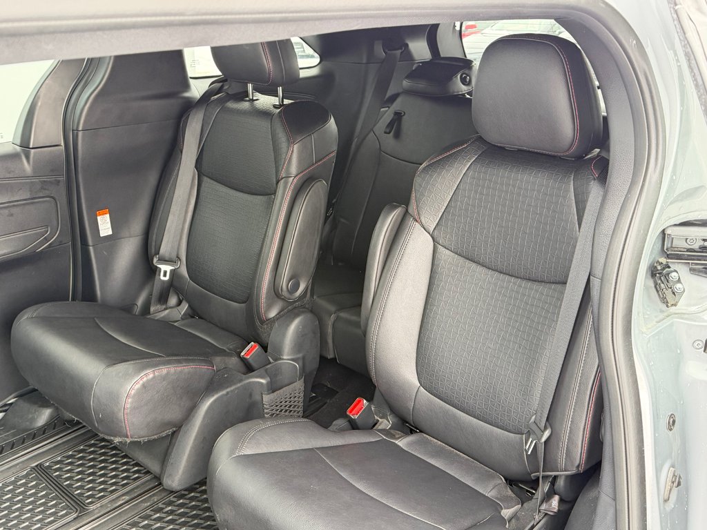 2025 Toyota Sienna XSE FWD / ATT. REMORQUE TOYOTA / JAMAIS ACCIDENTE in Thetford Mines, Quebec - 58 - w1024h768px