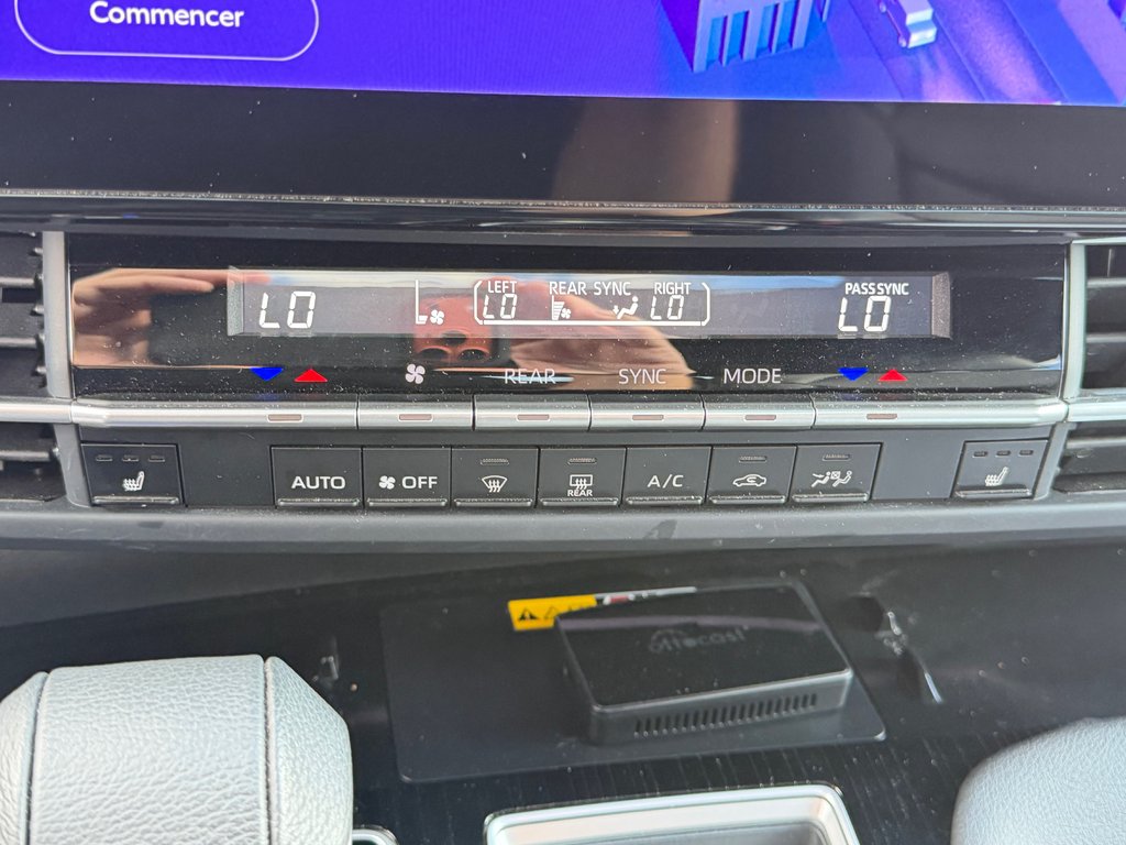 2025 Toyota Sienna XSE FWD / HITCH TOYOTA / PEA  17-04-29=100KM WOW !! / in Thetford Mines, Quebec - 49 - w1024h768px