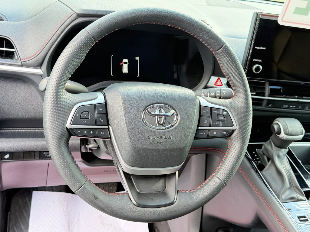 2025 Toyota Sienna XSE FWD / HITCH TOYOTA / PEA  17-04-29=100KM WOW !! / in Thetford Mines, Quebec - 41 - w1024h768px
