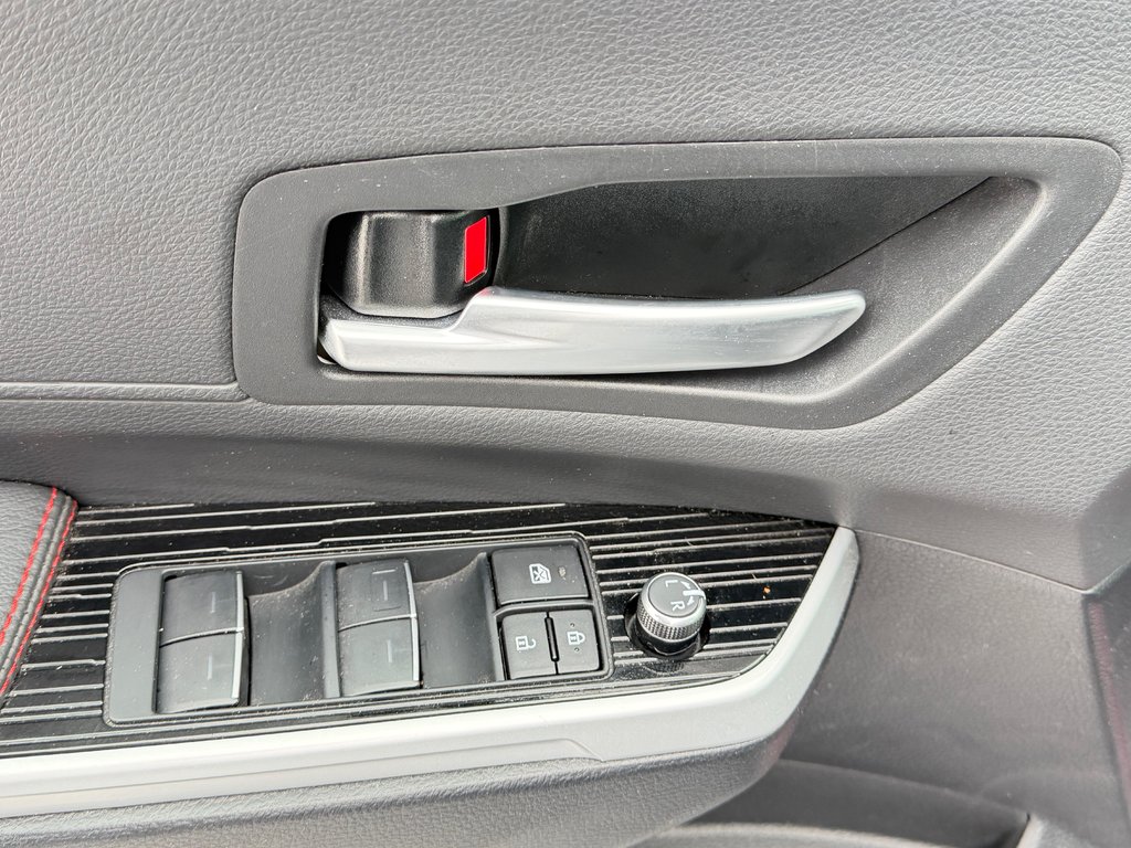 2025 Toyota Sienna XSE FWD / ATT. REMORQUE TOYOTA / JAMAIS ACCIDENTE in Thetford Mines, Quebec - 27 - w1024h768px