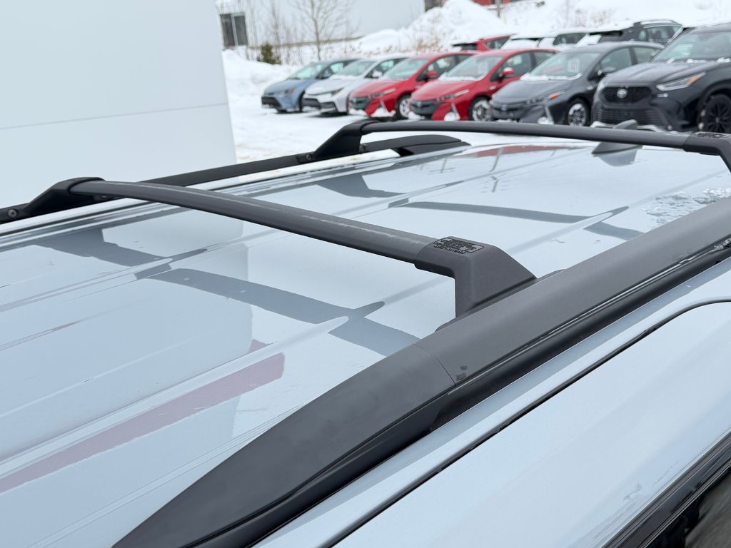 2025 Toyota Sienna XSE FWD / ATT. REMORQUE TOYOTA / JAMAIS ACCIDENTE in Thetford Mines, Quebec - 17 - w1024h768px