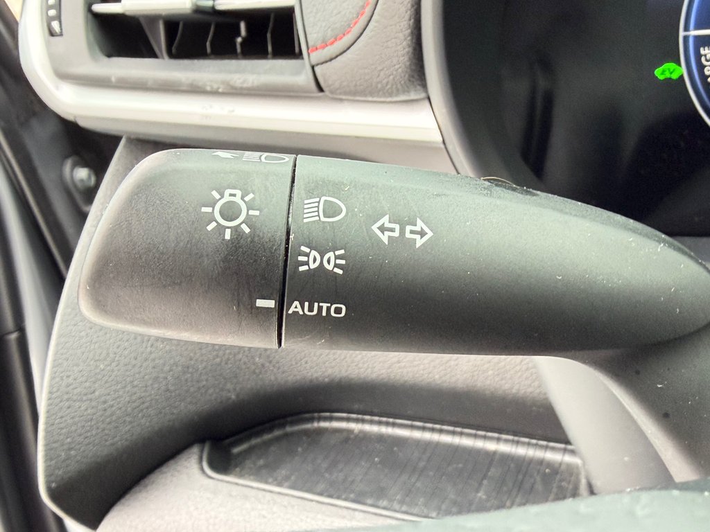 2025 Toyota Sienna XSE FWD / ATT. REMORQUE TOYOTA / JAMAIS ACCIDENTE in Thetford Mines, Quebec - 38 - w1024h768px