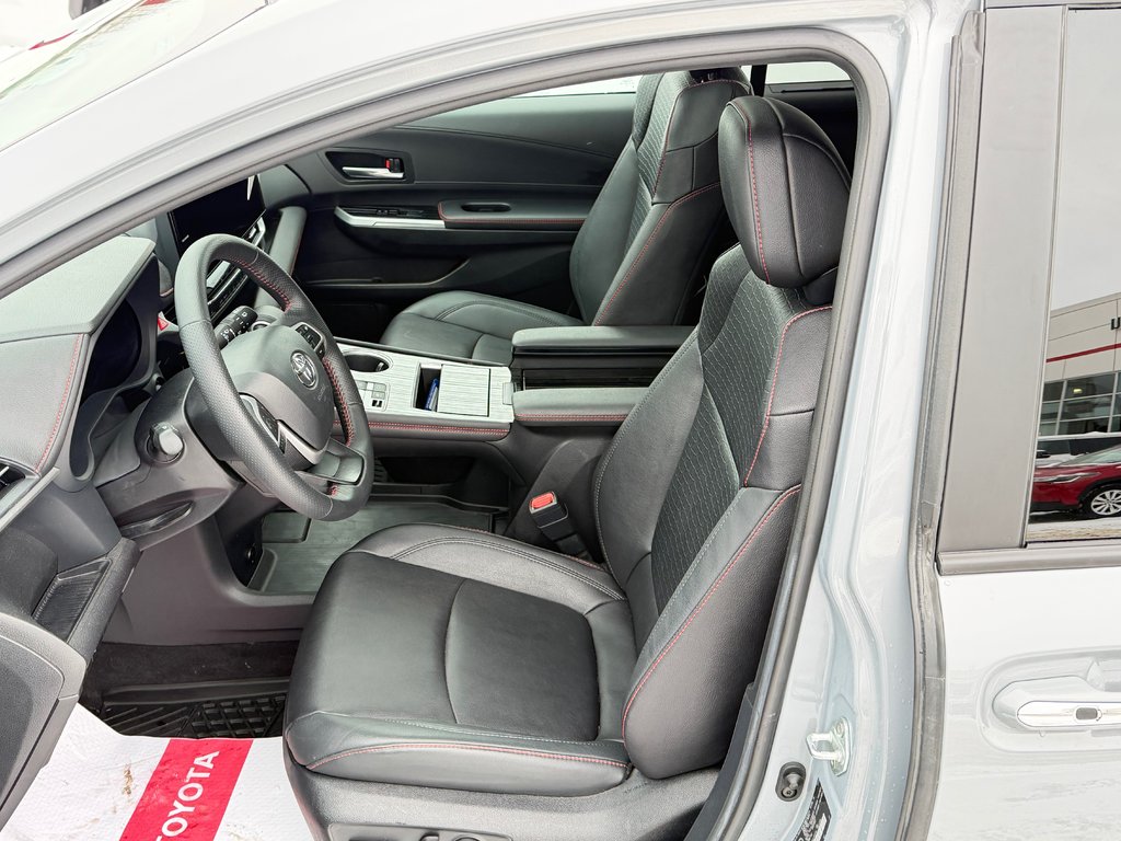 2025 Toyota Sienna XSE FWD / ATT. REMORQUE TOYOTA / JAMAIS ACCIDENTE in Thetford Mines, Quebec - 28 - w1024h768px