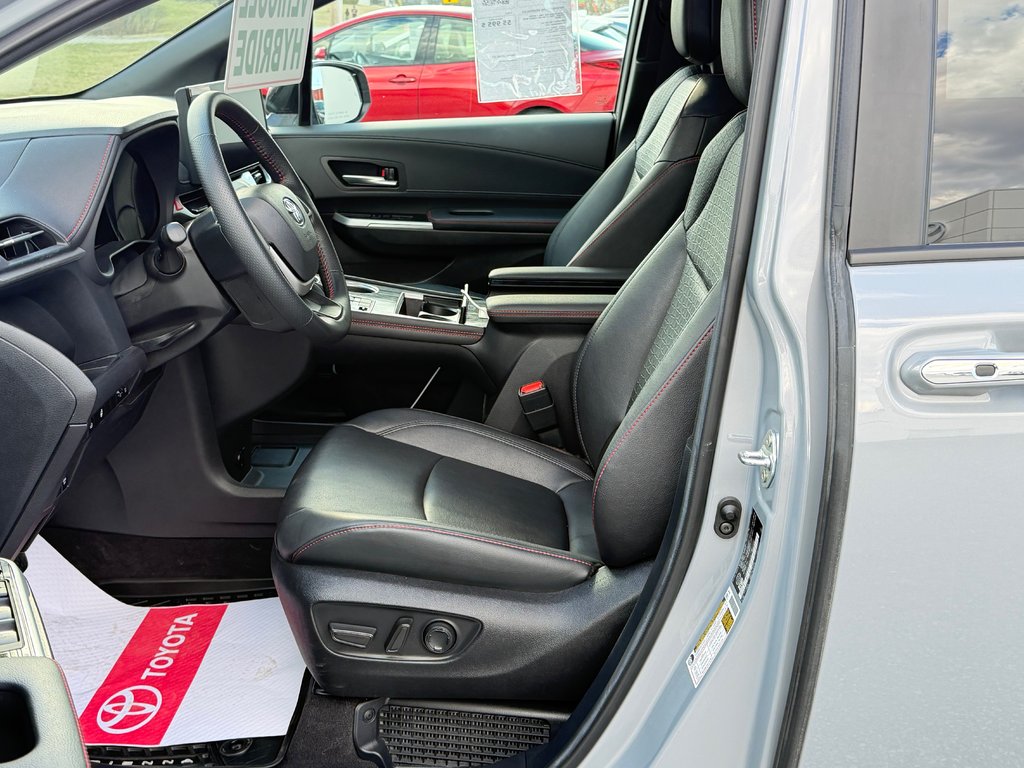 2025 Toyota Sienna XSE FWD / HITCH TOYOTA / PEA  17-04-29=100KM WOW !! / in Thetford Mines, Quebec - 36 - w1024h768px