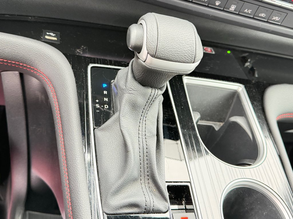 2025 Toyota Sienna XSE FWD / ATT. REMORQUE TOYOTA / JAMAIS ACCIDENTE in Thetford Mines, Quebec - 46 - w1024h768px