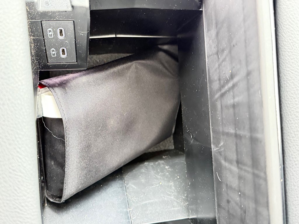 2025 Toyota Sienna XSE FWD / ATT. REMORQUE TOYOTA / JAMAIS ACCIDENTE in Thetford Mines, Quebec - 52 - w1024h768px