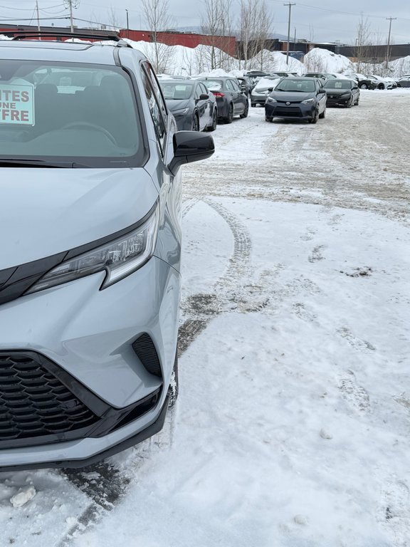 2025 Toyota Sienna XSE FWD / ATT. REMORQUE TOYOTA / JAMAIS ACCIDENTE in Thetford Mines, Quebec - 9 - w1024h768px