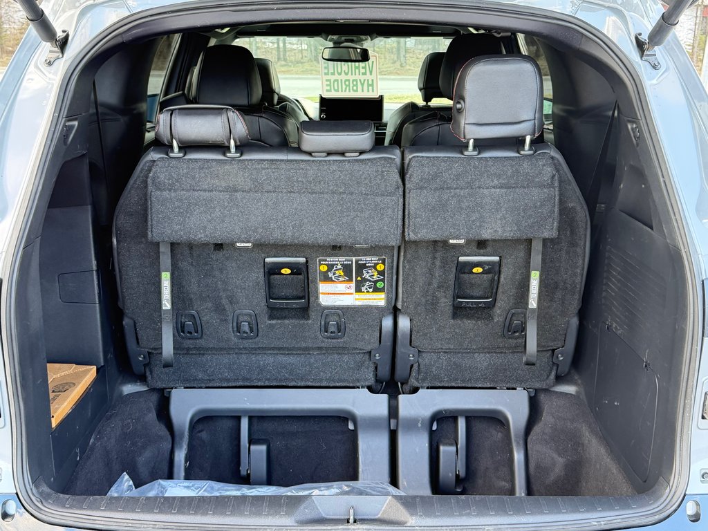 2025 Toyota Sienna XSE FWD / HITCH TOYOTA / PEA  17-04-29=100KM WOW !! / in Thetford Mines, Quebec - 62 - w1024h768px