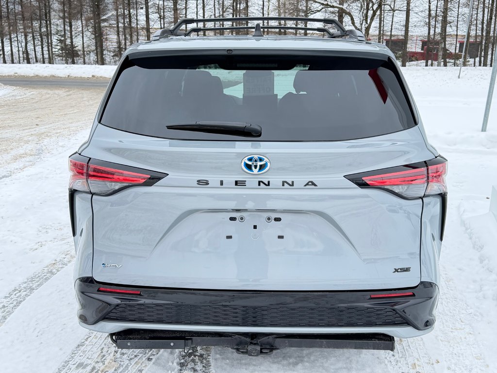 2025 Toyota Sienna XSE FWD / ATT. REMORQUE TOYOTA / JAMAIS ACCIDENTE in Thetford Mines, Quebec - 5 - w1024h768px