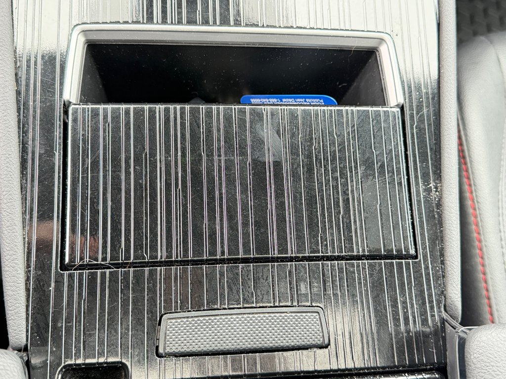 2025 Toyota Sienna XSE FWD / ATT. REMORQUE TOYOTA / JAMAIS ACCIDENTE in Thetford Mines, Quebec - 49 - w1024h768px