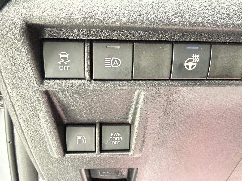 2025 Toyota Sienna XSE FWD / ATT. REMORQUE TOYOTA / JAMAIS ACCIDENTE in Thetford Mines, Quebec - 33 - w1024h768px