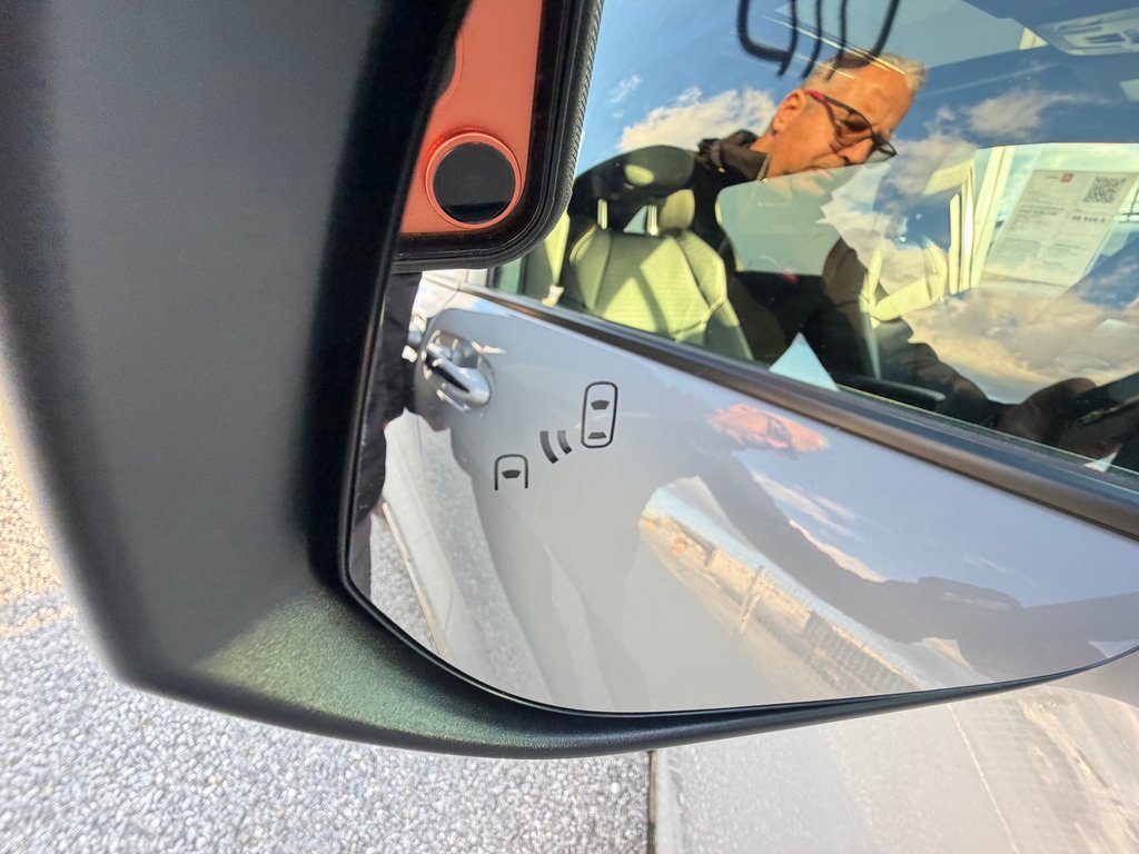 Toyota Sienna XSE AWD / 16.500KM SEULEMENT / ÉTAT NEUF !!! / 2025 à Thetford Mines, Québec - 32 - w1024h768px