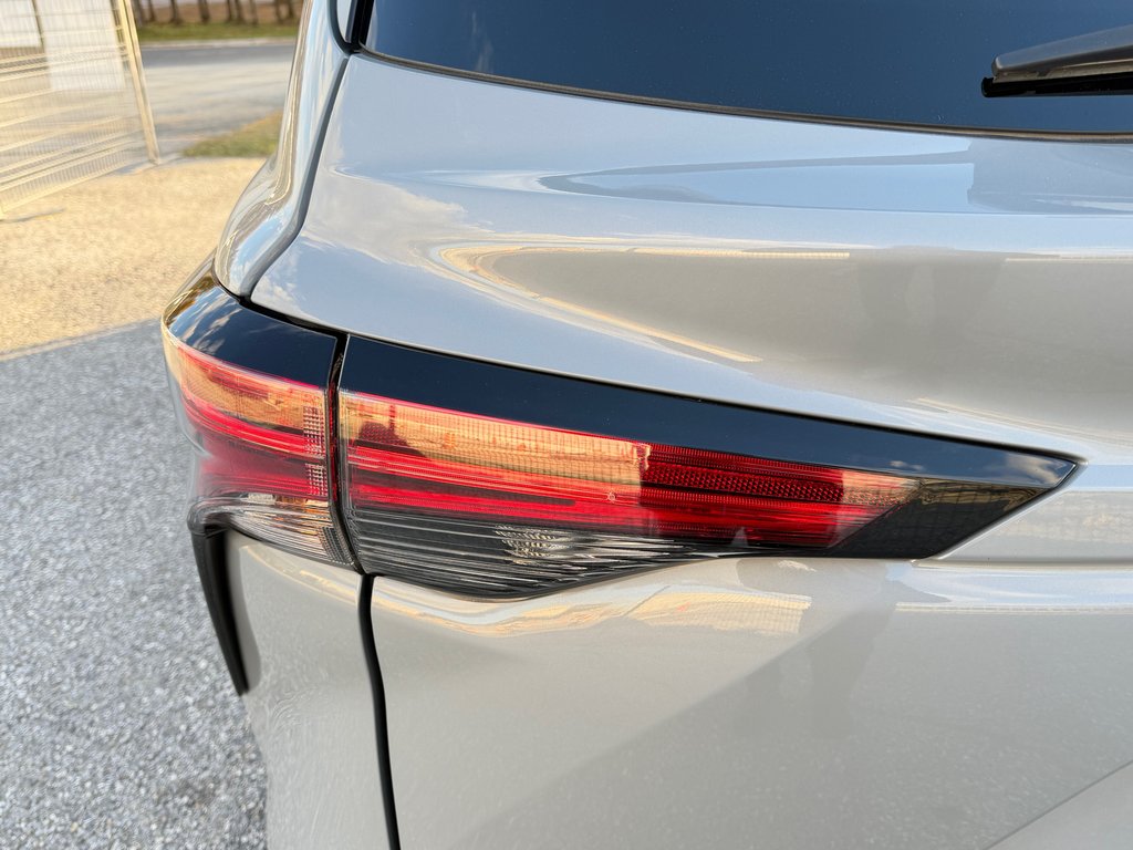 Toyota Sienna XSE AWD / 16.500KM SEULEMENT / ÉTAT NEUF !!! / 2025 à Thetford Mines, Québec - 26 - w1024h768px