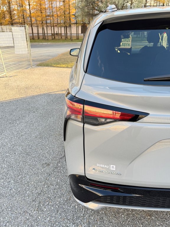 Toyota Sienna XSE AWD / 16.500KM SEULEMENT / ÉTAT NEUF !!! / 2025 à Thetford Mines, Québec - 25 - w1024h768px