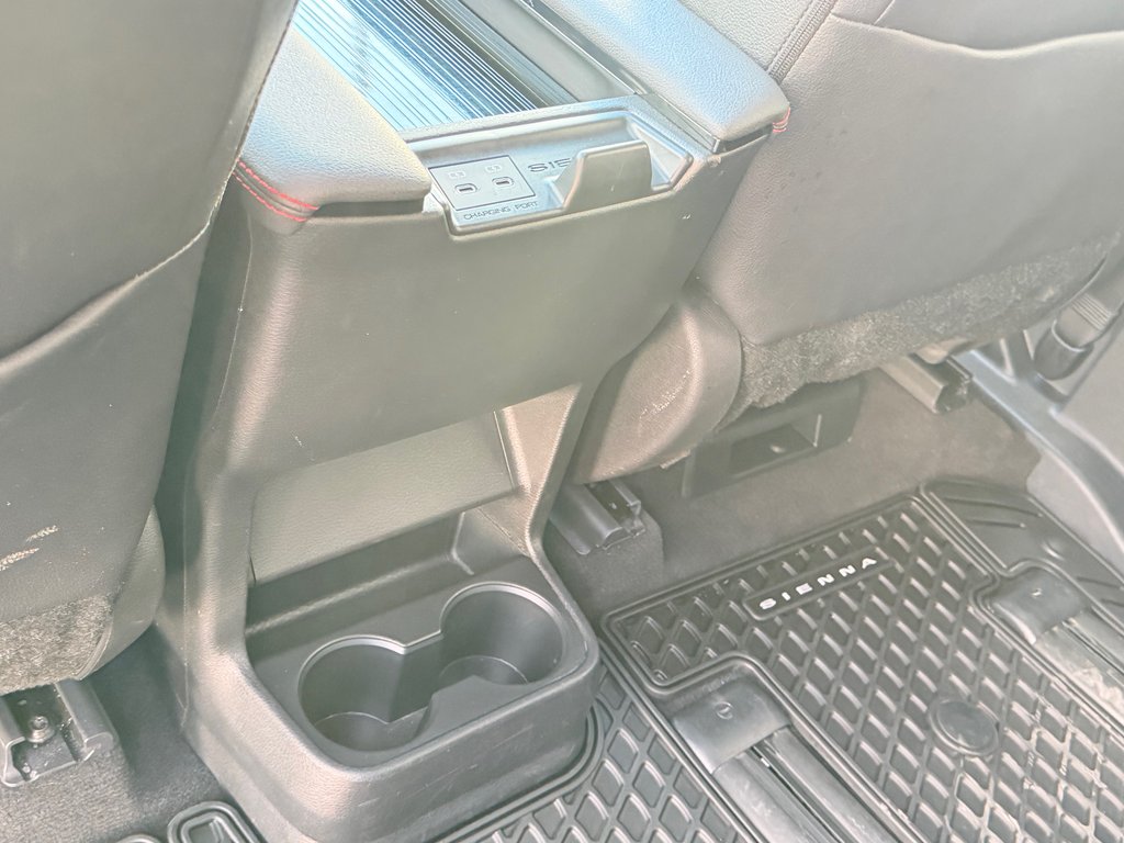 Toyota Sienna XSE AWD / 16.500KM SEULEMENT / ÉTAT NEUF !!! / 2025 à Thetford Mines, Québec - 65 - w1024h768px