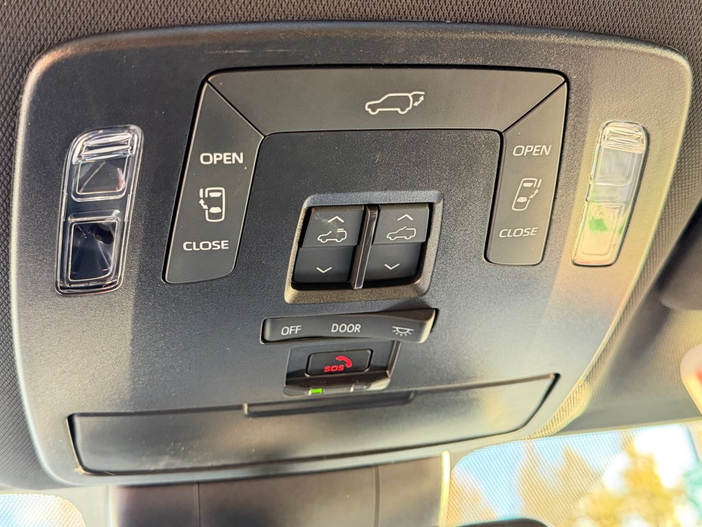 Toyota Sienna XSE AWD / 16.500KM SEULEMENT / ÉTAT NEUF !!! / 2025 à Thetford Mines, Québec - 62 - w1024h768px