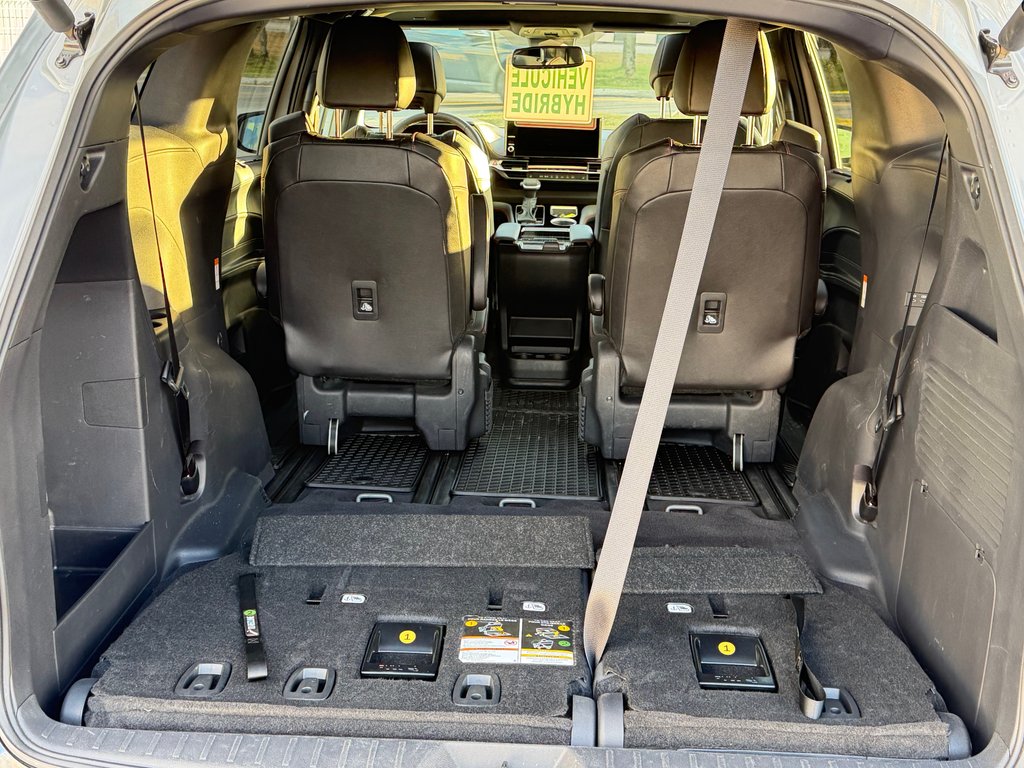 Toyota Sienna XSE AWD / 16.500KM SEULEMENT / ÉTAT NEUF !!! / 2025 à Thetford Mines, Québec - 69 - w1024h768px