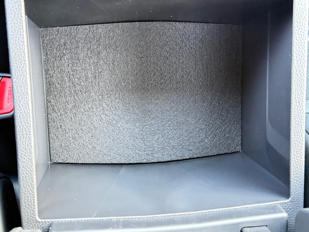 Toyota TACOMA DOUBLE TRD OFFROAD PREMIUM TOILE BOITE / MAGS ET PNEUS HORS ROUTE / LOGO ILLI 2025 à Thetford Mines, Québec - 63 - w1024h768px