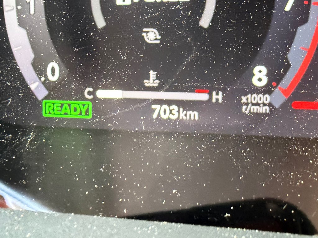 2026 Toyota TACOMA HYBRIDE LIMITED EDITION NOLS SPORT TOILE BOITE / MAGS ET PNEUS HORS ROUTE / LOGO NOIR in Thetford Mines, Quebec - 52 - w1024h768px