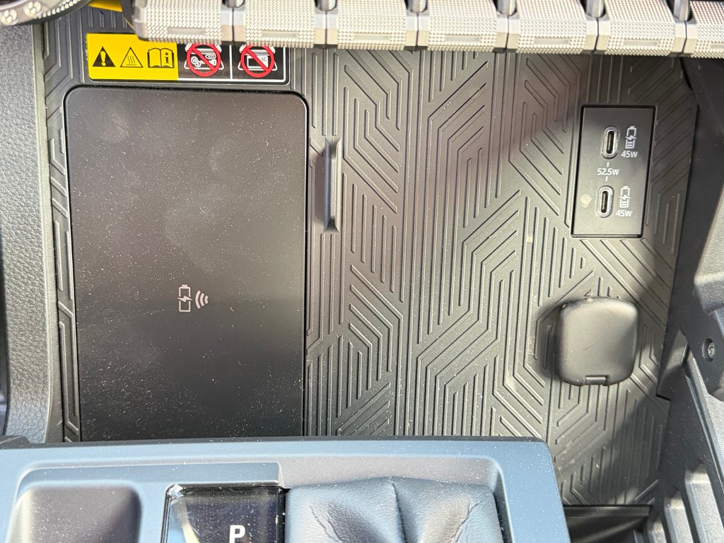 2026 Toyota TACOMA HYBRIDE LIMITED EDITION NOLS SPORT TOILE BOITE / MAGS ET PNEUS HORS ROUTE / LOGO NOIR in Thetford Mines, Quebec - 61 - w1024h768px