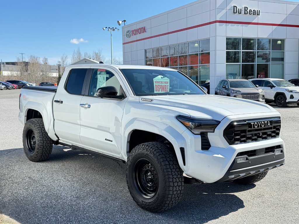 2026 Toyota TACOMA HYBRIDE LIMITED EDITION NOLS SPORT TOILE BOITE / MAGS ET PNEUS HORS ROUTE / LOGO NOIR in Thetford Mines, Quebec - 3 - w1024h768px