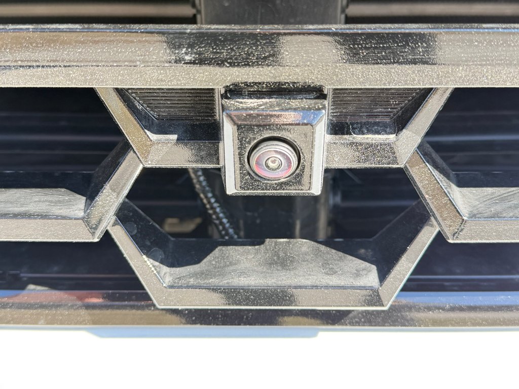 2026 Toyota TACOMA HYBRIDE LIMITED EDITION NOLS SPORT TOILE BOITE / MAGS ET PNEUS HORS ROUTE / LOGO NOIR in Thetford Mines, Quebec - 13 - w1024h768px