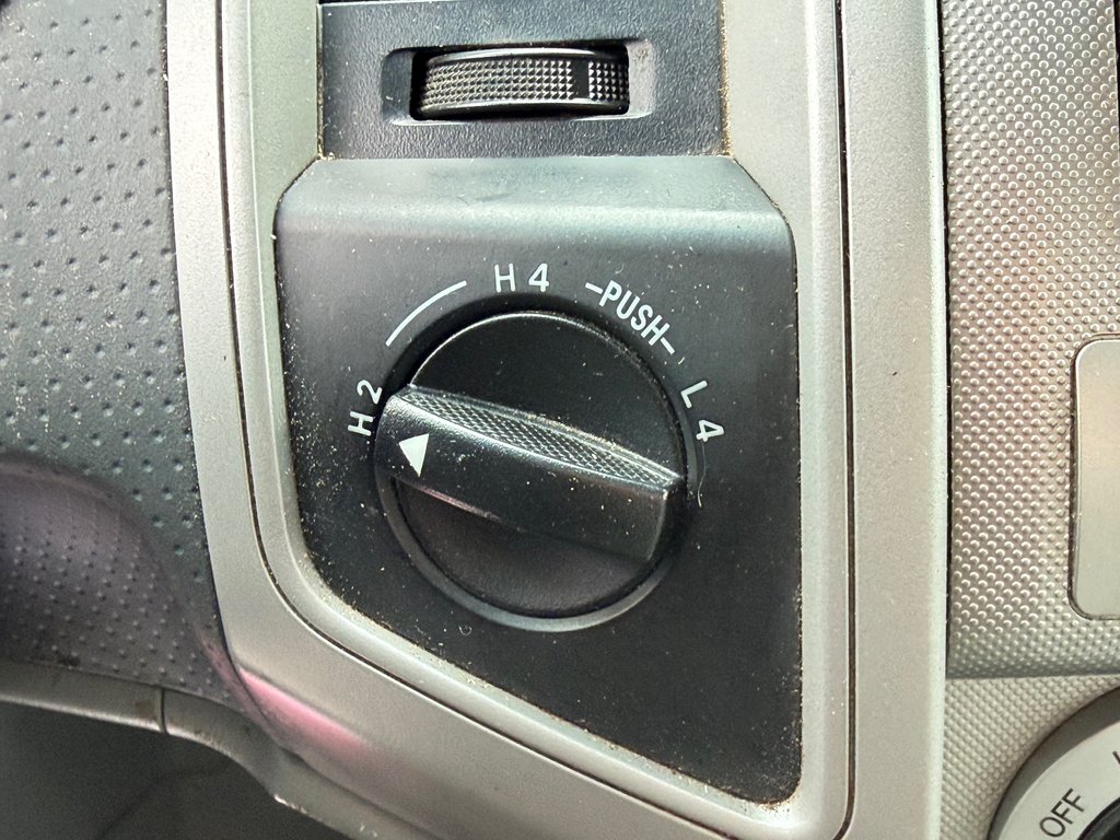 Toyota Tacoma TRD SPORT 4X4 V6 / DESSOUS COMME NEUF / INSPECTÉ / 2010 à Thetford Mines, Québec - 43 - w1024h768px