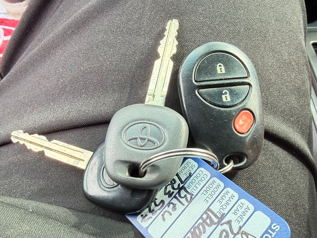 Toyota Tacoma TRD SPORT 4X4 V6 / DESSOUS COMME NEUF / INSPECTÉ / 2010 à Thetford Mines, Québec - 53 - w1024h768px