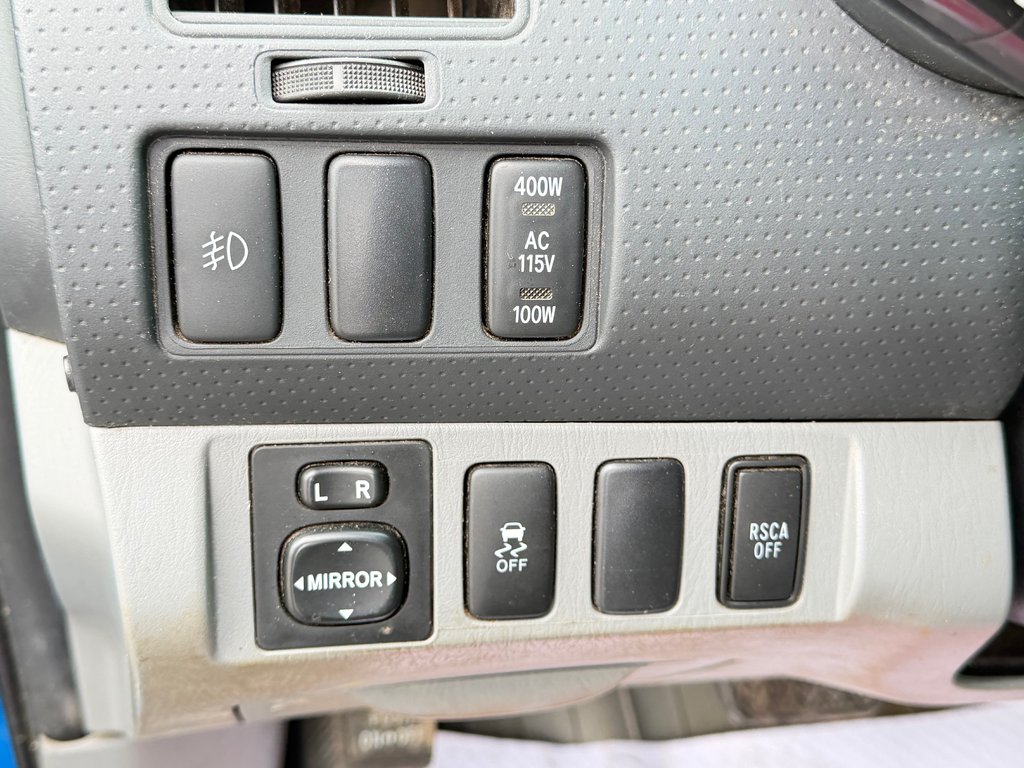 Toyota Tacoma TRD SPORT 4X4 V6 / DESSOUS COMME NEUF / INSPECTÉ / 2010 à Thetford Mines, Québec - 36 - w1024h768px