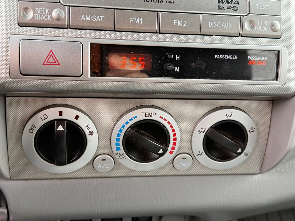 Toyota Tacoma TRD SPORT 4X4 V6 / DESSOUS COMME NEUF / INSPECTÉ / 2010 à Thetford Mines, Québec - 45 - w1024h768px