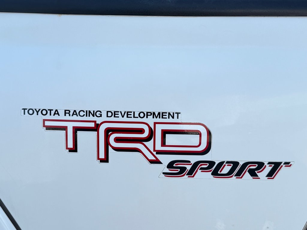 2011 Toyota Tacoma D-CAB / TRD SPORT / 1 PROPRIO / 108.000KM WOW ! / in Thetford Mines, Quebec - 17 - w1024h768px