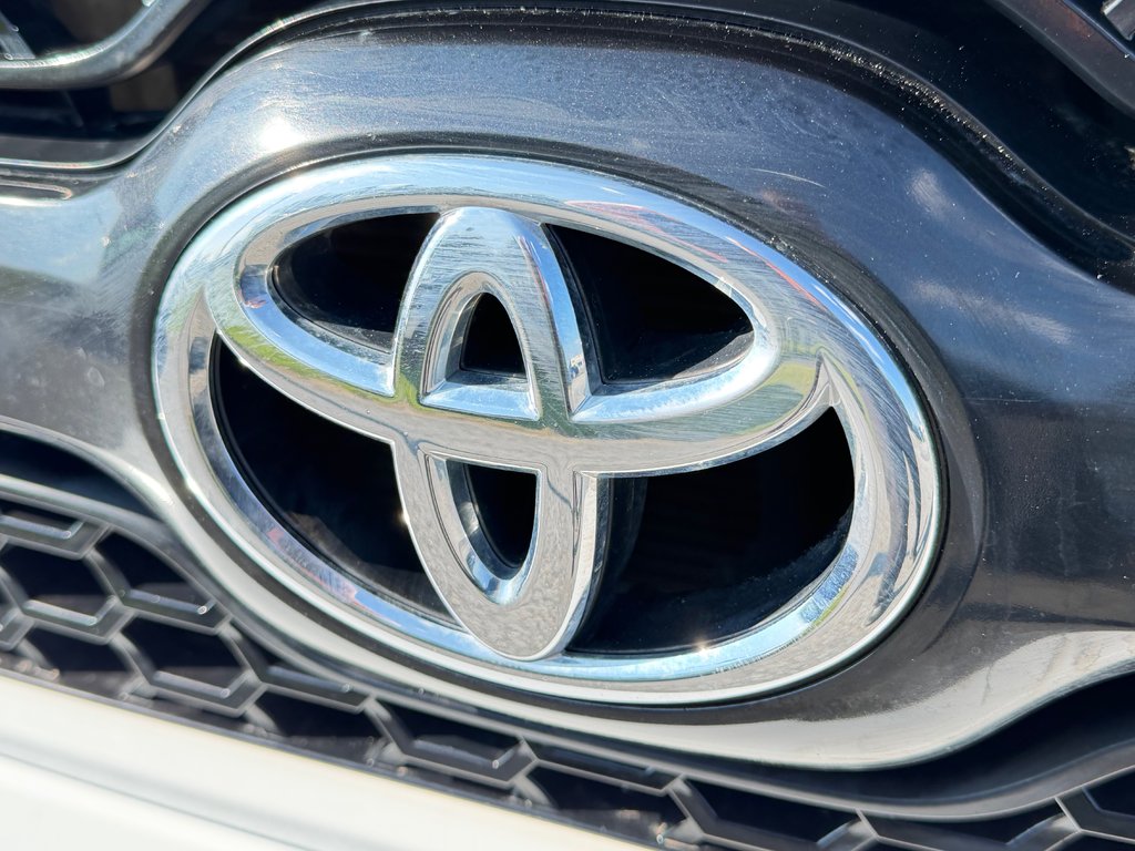 2011 Toyota Tacoma D-CAB / TRD SPORT / 1 PROPRIO / 108.000KM WOW ! / in Thetford Mines, Quebec - 11 - w1024h768px